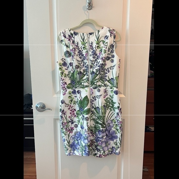 Gabby Skye Flower’s Print Dress Size 12 - Picture 6 of 15